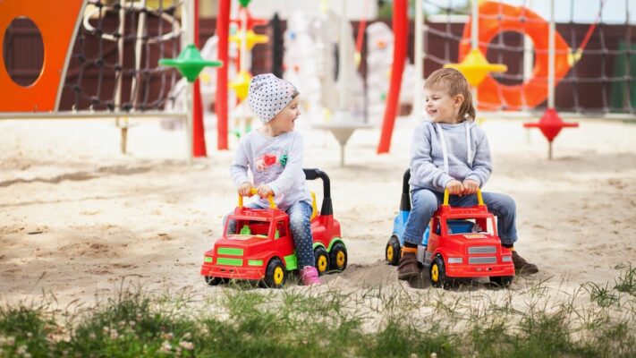 Buitenspeelgoed voor kinderen onder 4 jaar